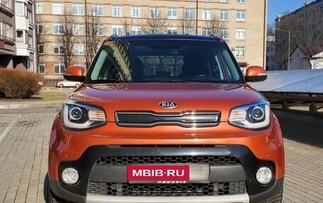 KIA Soul II рестайлинг, 2018 год, 1 900 000 рублей, 3 фотография