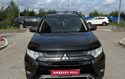 Mitsubishi Outlander III рестайлинг 3, 2021 год, 2 900 000 рублей, 1 фотография