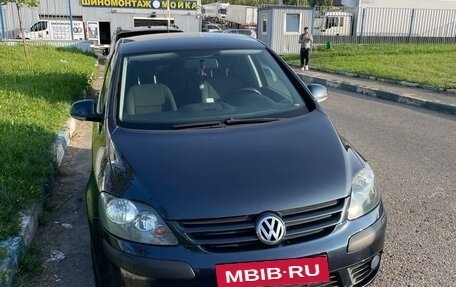 Volkswagen Golf Plus I, 2008 год, 950 000 рублей, 2 фотография