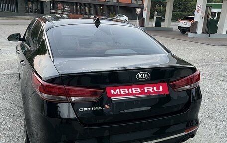 KIA Optima IV, 2018 год, 2 300 000 рублей, 14 фотография