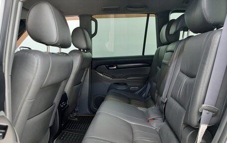 Toyota Land Cruiser Prado 120 рестайлинг, 2008 год, 2 490 000 рублей, 16 фотография