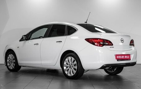 Opel Astra J, 2013 год, 1 209 000 рублей, 2 фотография