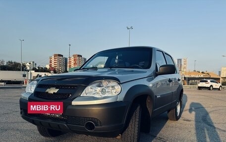 Chevrolet Niva I рестайлинг, 2014 год, 635 000 рублей, 3 фотография