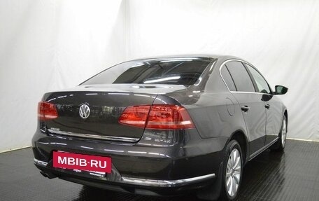 Volkswagen Passat B7, 2011 год, 1 080 000 рублей, 5 фотография