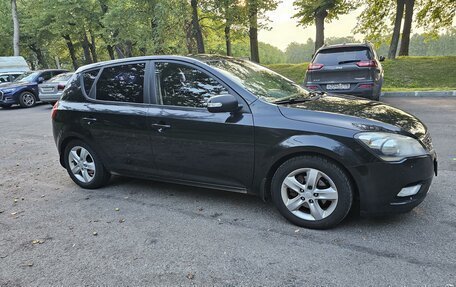 KIA cee'd I рестайлинг, 2011 год, 850 000 рублей, 2 фотография