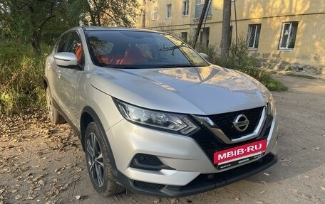 Nissan Qashqai, 2022 год, 2 200 000 рублей, 2 фотография