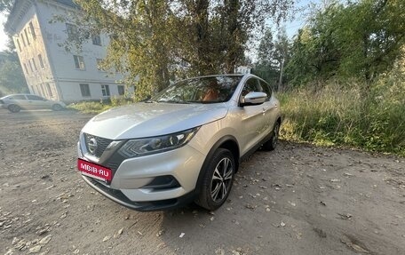 Nissan Qashqai, 2022 год, 2 200 000 рублей, 3 фотография