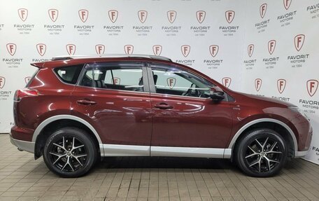 Toyota RAV4, 2017 год, 2 300 000 рублей, 4 фотография