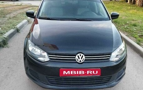 Volkswagen Polo VI (EU Market), 2012 год, 689 000 рублей, 3 фотография