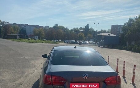 Volkswagen Jetta VI, 2012 год, 670 000 рублей, 10 фотография