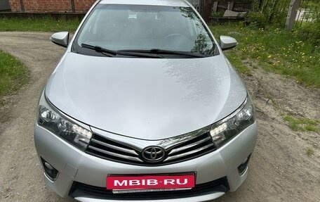 Toyota Corolla, 2014 год, 1 390 000 рублей, 5 фотография