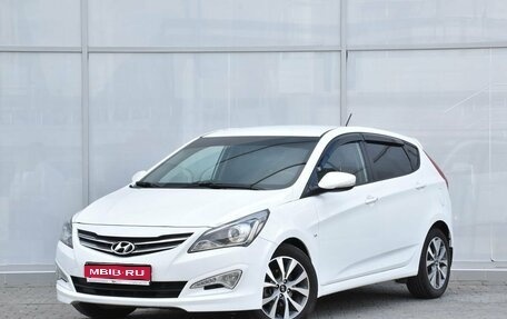 Hyundai Solaris II рестайлинг, 2016 год, 1 299 000 рублей, 1 фотография