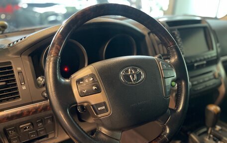 Toyota Land Cruiser 200, 2011 год, 3 390 000 рублей, 17 фотография