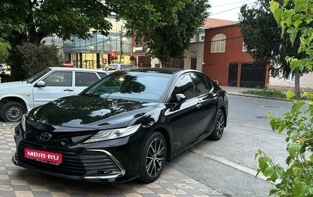 Toyota Camry, 2019 год, 2 950 000 рублей, 1 фотография