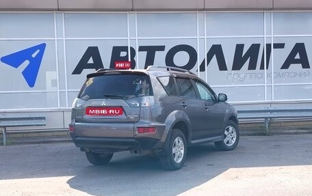 Mitsubishi Outlander III рестайлинг 3, 2011 год, 1 251 000 рублей, 2 фотография