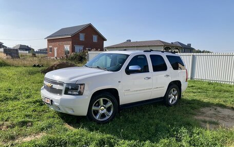 Chevrolet Tahoe III, 2011 год, 2 230 000 рублей, 3 фотография