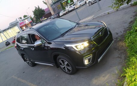 Subaru Forester, 2018 год, 2 950 000 рублей, 5 фотография