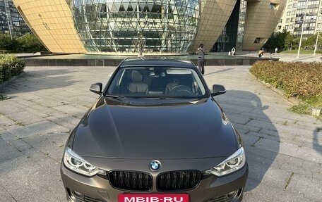 BMW 3 серия, 2014 год, 1 950 000 рублей, 3 фотография