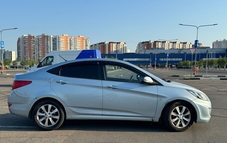 Hyundai Solaris II рестайлинг, 2012 год, 950 000 рублей, 5 фотография