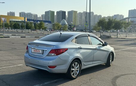 Hyundai Solaris II рестайлинг, 2012 год, 950 000 рублей, 3 фотография