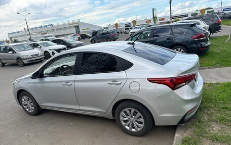 Hyundai Solaris II рестайлинг, 2019 год, 1 580 000 рублей, 4 фотография