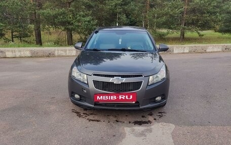 Chevrolet Cruze II, 2011 год, 690 000 рублей, 2 фотография