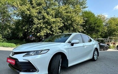 Toyota Camry, 2021 год, 3 870 000 рублей, 1 фотография