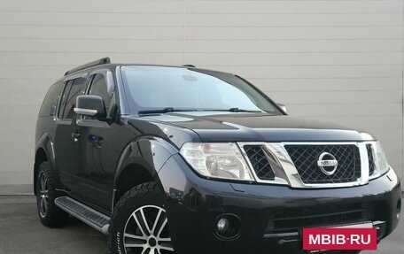 Nissan Pathfinder, 2012 год, 1 890 000 рублей, 3 фотография