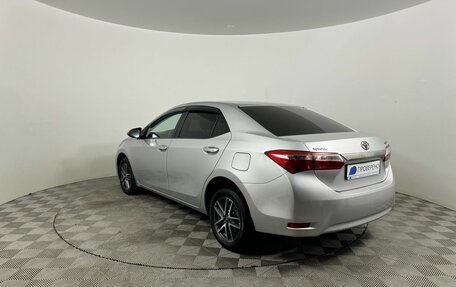 Toyota Corolla, 2013 год, 1 299 000 рублей, 7 фотография