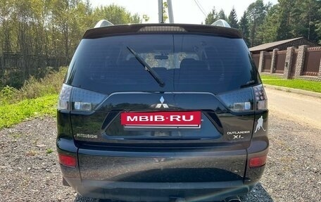 Mitsubishi Outlander III рестайлинг 3, 2008 год, 900 000 рублей, 6 фотография