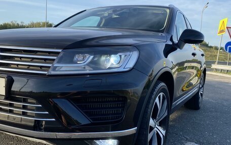 Volkswagen Touareg III, 2015 год, 3 200 000 рублей, 24 фотография