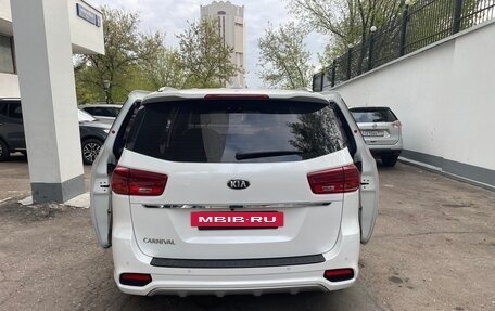 KIA Carnival III, 2020 год, 3 580 000 рублей, 12 фотография