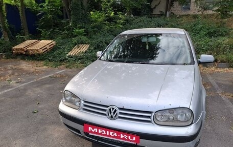 Volkswagen Golf IV, 2002 год, 350 000 рублей, 2 фотография