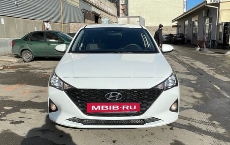 Hyundai Solaris II рестайлинг, 2020 год, 1 850 000 рублей, 2 фотография