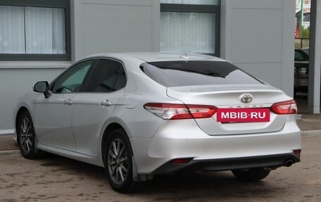 Toyota Camry, 2020 год, 3 099 000 рублей, 7 фотография