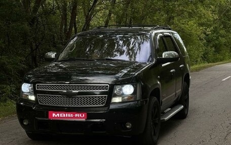 Chevrolet Tahoe III, 2013 год, 2 150 000 рублей, 6 фотография