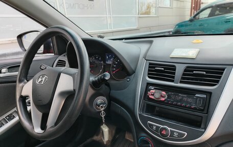 Hyundai Solaris II рестайлинг, 2012 год, 858 000 рублей, 6 фотография