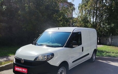 Fiat Doblo II рестайлинг, 2020 год, 2 100 000 рублей, 1 фотография