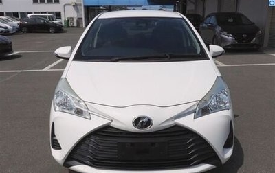 Toyota Vitz, 2019 год, 700 000 рублей, 1 фотография