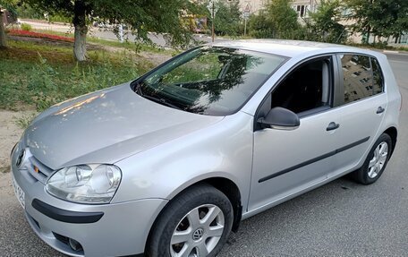 Volkswagen Golf V, 2006 год, 645 000 рублей, 1 фотография