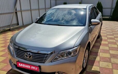 Toyota Camry, 2012 год, 1 550 000 рублей, 1 фотография