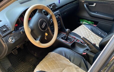 Audi A4, 2002 год, 650 000 рублей, 11 фотография