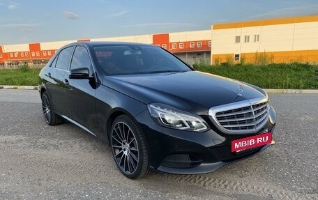 Mercedes-Benz E-Класс, 2013 год, 2 380 000 рублей, 3 фотография