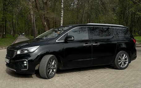 KIA Carnival III, 2018 год, 3 200 000 рублей, 9 фотография