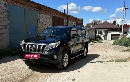 Toyota Land Cruiser Prado 150 рестайлинг 2, 2014 год, 3 990 000 рублей, 2 фотография