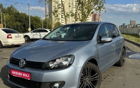 Volkswagen Golf VI, 2009 год, 800 000 рублей, 1 фотография