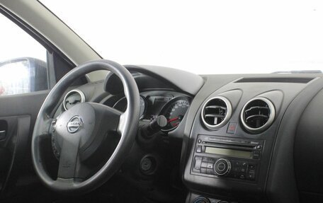 Nissan Qashqai, 2011 год, 690 000 рублей, 9 фотография