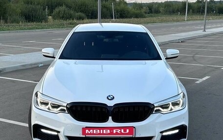 BMW 5 серия, 2018 год, 3 830 000 рублей, 2 фотография