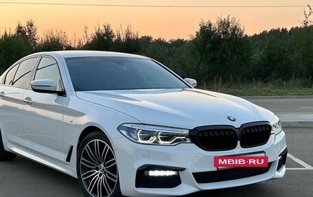 BMW 5 серия, 2018 год, 3 830 000 рублей, 3 фотография