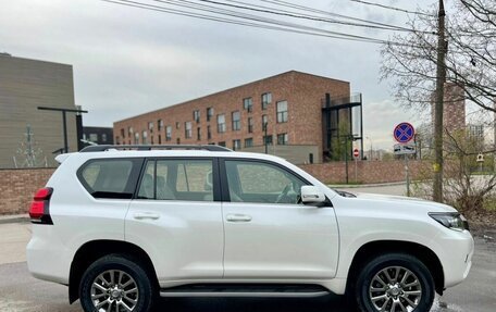 Toyota Land Cruiser Prado 150 рестайлинг 2, 2019 год, 4 780 000 рублей, 4 фотография